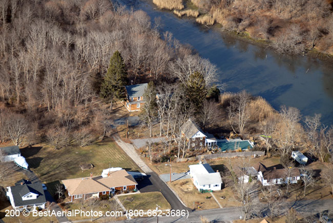 06-E_Moriches-10_Darnell_Pl