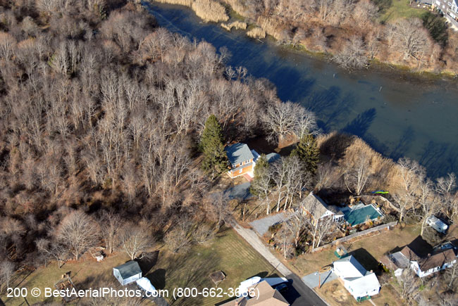 36-E_Moriches-10_Darnell_Pl