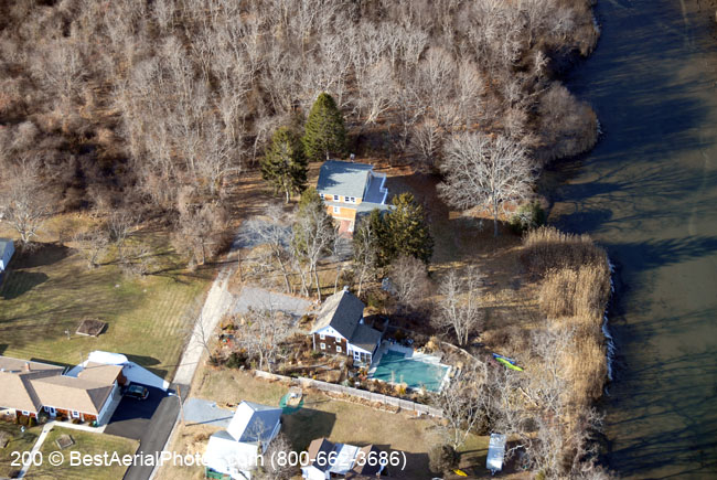 74-E_Moriches-10_Darnell_Pl